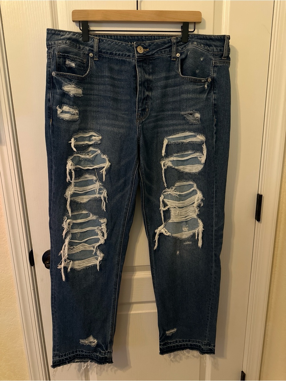 AE Tom Girl Jeans